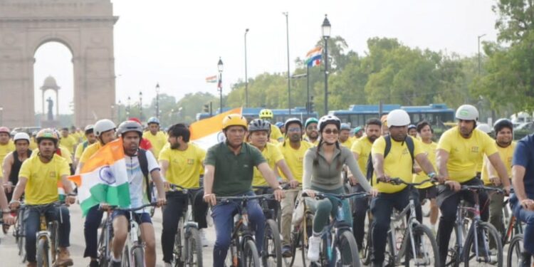 बदलता भारत, बदलती सोच: ‘फिट इंडिया मूवमेंट’ और ‘संडे ऑन साइकिल’ की क्रांति