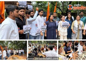 ABVP stages massive demonstration against Delhi University administration, demands immediate intervention to rollback 1 lakh bond provision