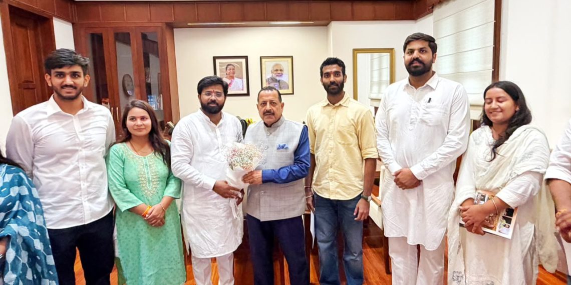 ABVP Submits Memorandum to Union Minister of State for Science & Technology over Delay in INSPIRE SHE Scholarship Notification and Disbursement