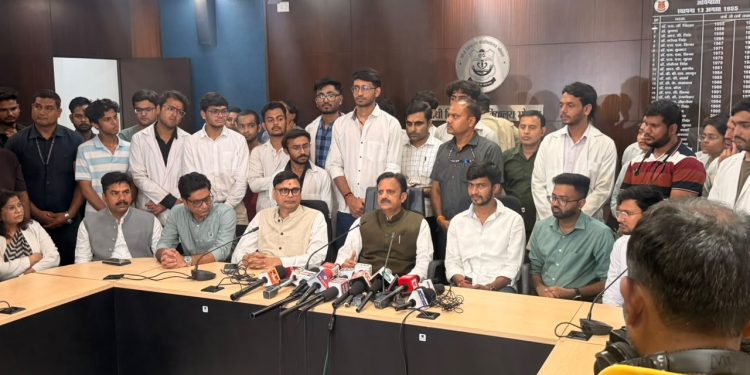 अभाविप के संघर्ष ने लाया रंग, मध्यप्रदेश के एमबीबीएस इंटर्न्स का बढ़ा स्टाइपेंड